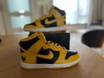 Nike Dunk High Wu-Tang in maat 42, Kleding | Heren, Schoenen, Overige kleuren, Nieuw, Ophalen of Verzenden, Sneakers of Gympen