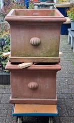 2 bloembakken  zwaar terracotta, Ophalen