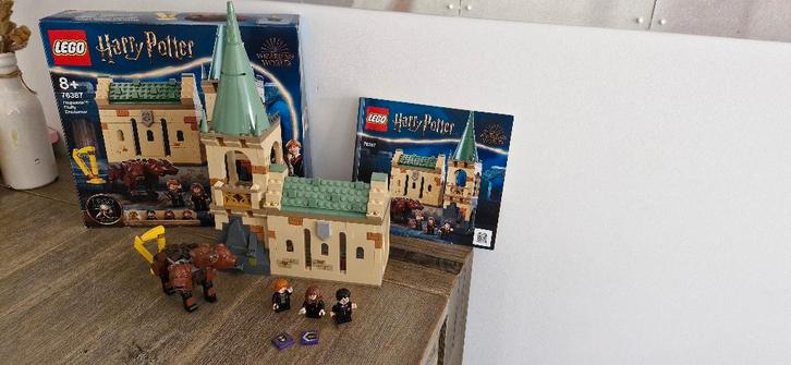 Harry Potter Lego 76387 Zweinstein: Pluizige ontmoeting, Kinderen en Baby's, Speelgoed | Duplo en Lego, Zo goed als nieuw, Lego