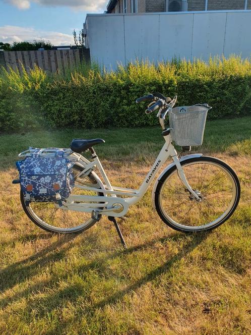 Batavus mambo .nette damesfiets of mama fiets. Puntgaaf., Fietsen en Brommers, Fietsen | Dames | Damesfietsen, Zo goed als nieuw