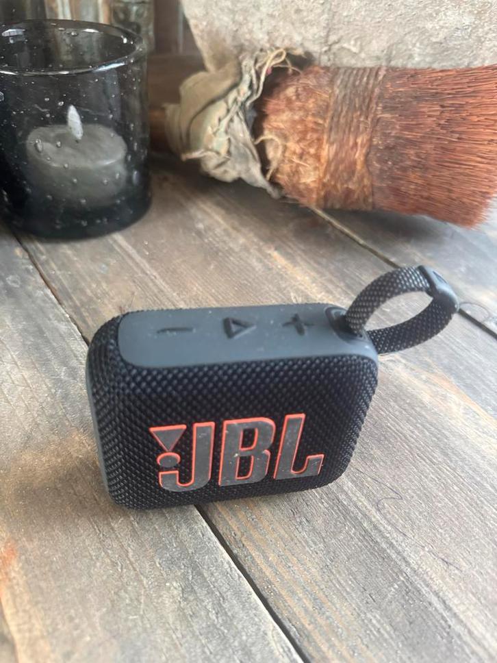 JBL GO 4 - Compacte Bluetooth Speaker, Witgoed en Apparatuur, Wekkers, Nieuw, Digitaal, Ophalen of Verzenden