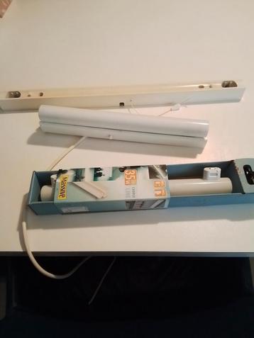 3 x verschillende TL Armaturen met Lampen bieden  beschikbaar voor biedingen