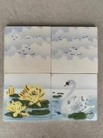 Art nouveau tegeltableau met zwaan en waterlelie, Ophalen of Verzenden