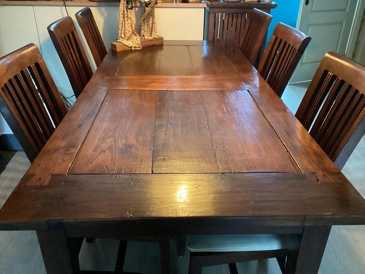 Eettafel met 6 stoelen, massief hout donkerbruin gelakt, Huis en Inrichting, Complete eetkamers, Gebruikt, 4 tot 6 stoelen, Ophalen