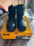 Splinternieuwe Magnum boots 40 bv beveiliging, Kleding | Dames, Schoenen, Nieuw, Wandelschoenen, Verzenden