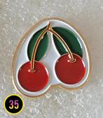 Pin Kerssen, Verzamelen, Speldjes, Pins en Buttons, Verzenden, Gebruikt, Overige onderwerpen