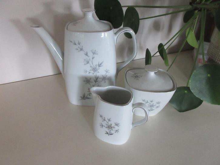 Koffiepot - suikerpot - melkkan Bavaria Schirnding Anneke, Antiek en Kunst, Antiek | Servies los, Ophalen of Verzenden