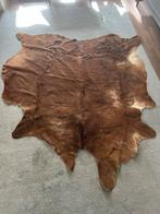 Prachtige koeienhuid, kleed in bruin met gewichten achter, Bruin, 150 tot 200 cm, 200 cm of meer, Ophalen of Verzenden