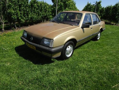 Opel Ascona 1.6 S AUT 1983 schuurvonst, Auto's, Opel, Particulier, Ascona, Metallic lak, Benzine, Euro 2, Sedan, Automaat, Origineel Nederlands