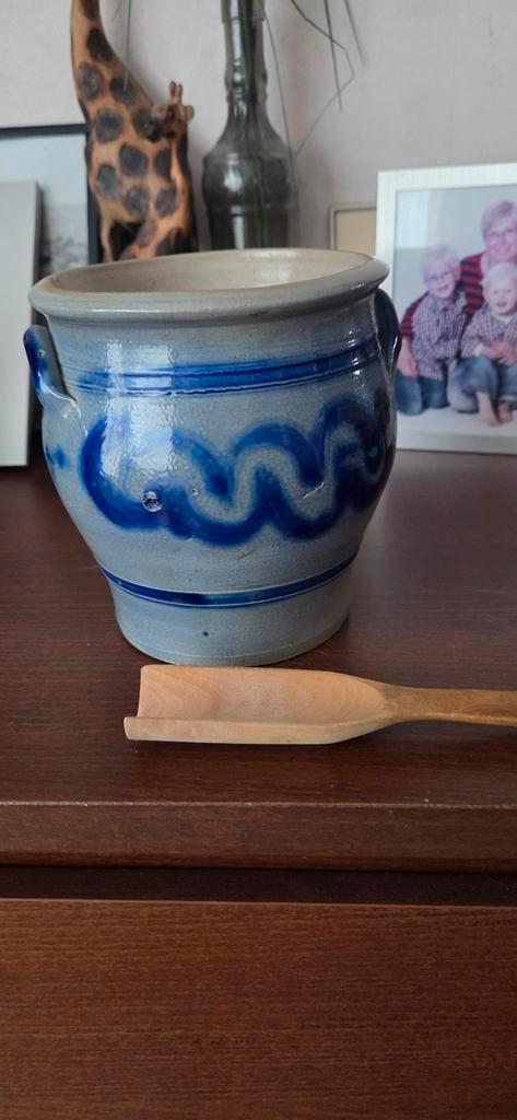 Keulse Zoutpot met Lepel, Antiek en Kunst, Antiek | Keramiek en Aardewerk, Ophalen of Verzenden
