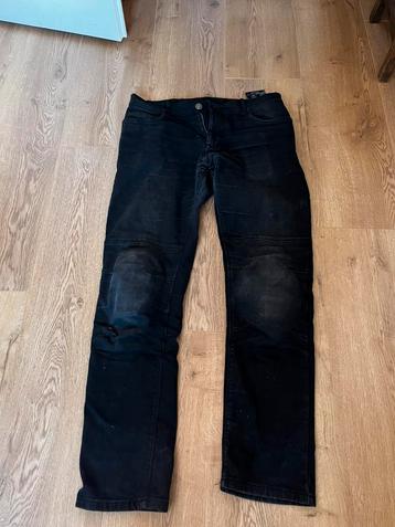 Course motorjeans beschikbaar voor biedingen