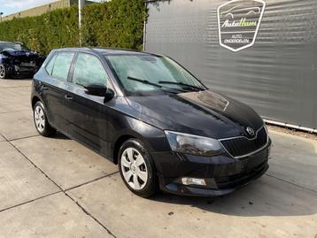 Spatbord Rechts Voor Skoda Fabia III (NJ3) 2018 6V0821106 beschikbaar voor biedingen