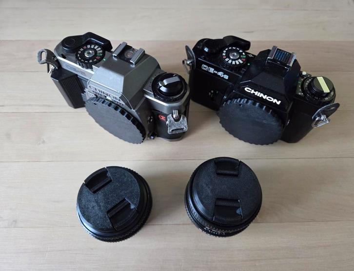 Chinon CE-4s en Chinon CE-5 met 2x Chinon lens, Audio, Tv en Foto, Fotocamera's Analoog, Gebruikt, Spiegelreflex, Overige Merken