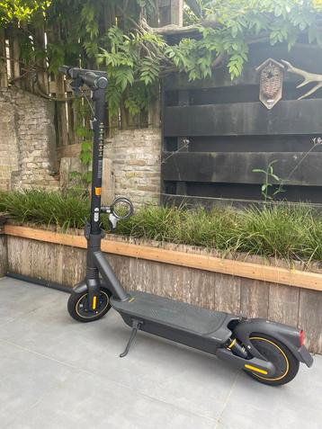 Ninebot Segway Max G2 (zo goed als nieuw) beschikbaar voor biedingen