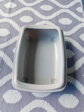 Kattenbak / katten toilet  beschikbaar voor biedingen