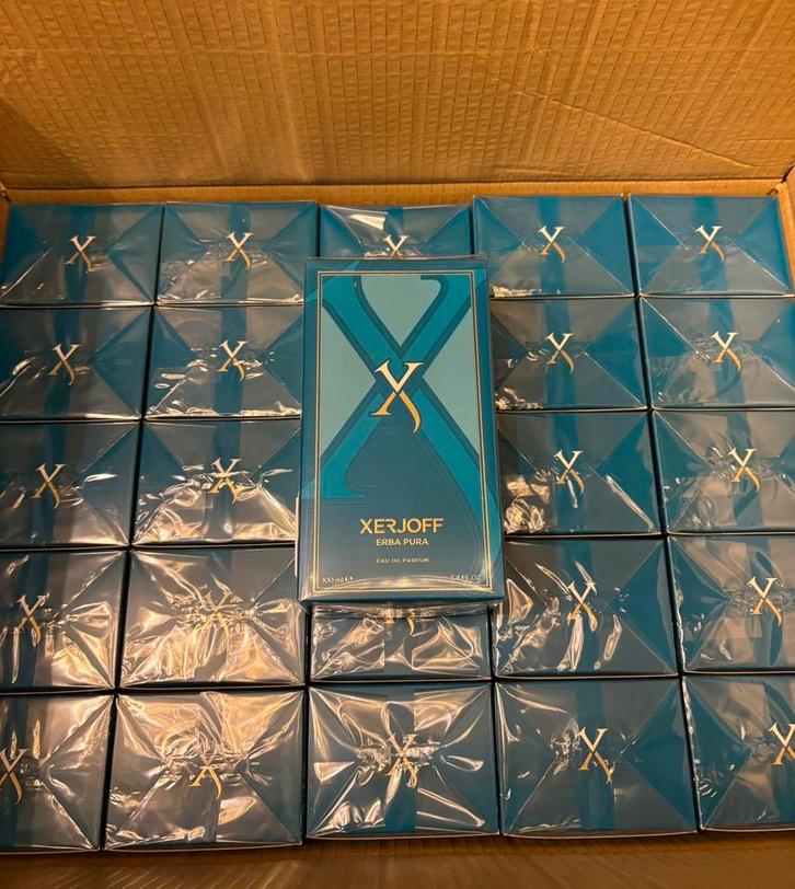 Parfum, Verzamelen, Parfumverzamelingen, Nieuw, Miniatuur, Ophalen of Verzenden