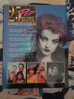 25 Jaar Popmuziek Boek, Ophalen of Verzenden, Zo goed als nieuw
