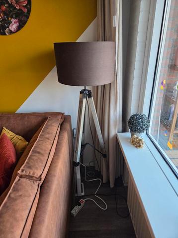 Mooie staande lamp
