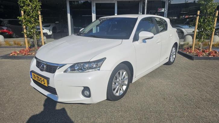 Lexus CT 200h Business Line NLauto | Dealeronderhouden, Auto's, Lexus, Bedrijf, CT-H, ABS, Achteruitrijcamera, Airbags, Airconditioning