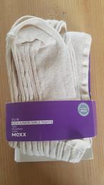 Beige panty maat 104-110 (schoenmaat 23), Kinderen en Baby's, Kinderkleding | Maat 104, Ophalen, Nieuw, Jongen, Jurk of Rok