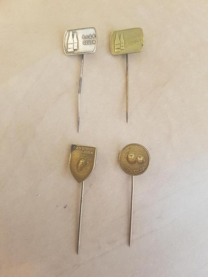 Speldjes Steden Gebouwen en Monumenten Europa 03, Verzamelen, Speldjes, Pins en Buttons, Gebruikt, Speldje of Pin, Stad of Land