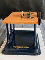 Rond 1965 Fleischmann Cirkelzaag Zaagtafel.   13 x 9,5 x 8., Ophalen of Verzenden, Zo goed als nieuw