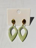 Chique, waterproof oorbellen - Nieuw!, Sieraden, Tassen en Uiterlijk, Oorbellen, Hangers, Verzenden, Nieuw, Groen