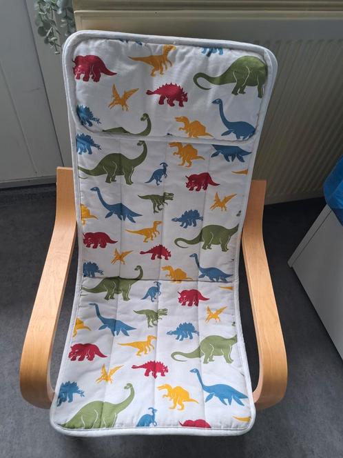 Ikea Poang Kinderstoel met Dinosaurussen Bekleding, Huis en Inrichting, Stoelen, Zo goed als nieuw, Eén, Hout, Stof, Overige kleuren