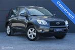 Toyota RAV4 2.0 VVTi 4WD Executive Cruise Navi Leder Netjes!, Auto's, 1998 cc, Beige, 4 cilinders, 2000 kg