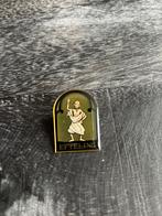 Serie 8: jonas pin, Verzamelen, Speldjes, Pins en Buttons, Ophalen of Verzenden, Zo goed als nieuw