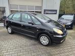 Citroen Xsara Picasso 1.8i-16V Attraction AIRCO..TREKHAAK, 4 cilinders, 1749 cc, 116 pk, Zwart