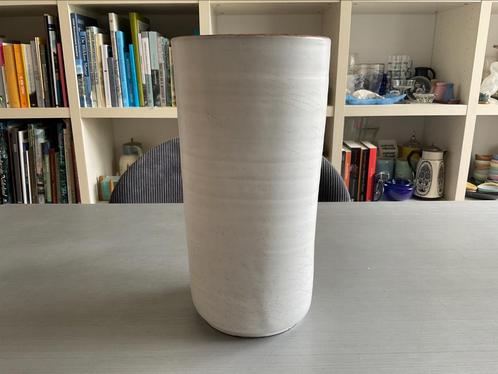 Vintage witte Mobach XL vaas model 336 ; hoogte 24,5 cm, Antiek en Kunst, Antiek | Vazen, Ophalen of Verzenden