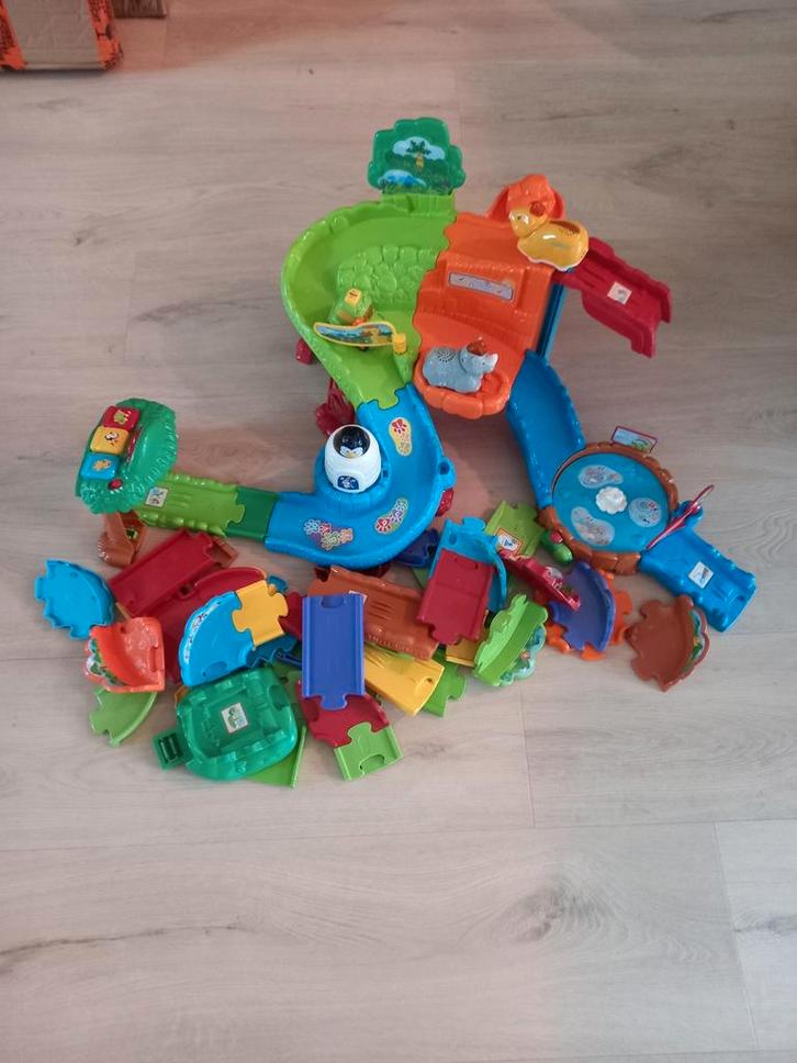 Toet toet auto baan vtech, Kinderen en Baby's, Speelgoed | Vtech, Zo goed als nieuw, Ophalen of Verzenden