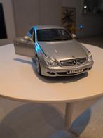 Mercedes-Benz CLS schaal 1:18 Maisto, Hobby en Vrije tijd, Modelauto's | 1:18, Ophalen, Zo goed als nieuw, Auto