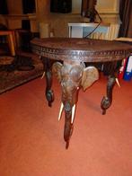 Olifantentafel Afrikaans antiek houtsnijwerk ronde tafel., Antiek en Kunst, Ophalen