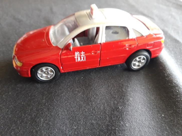 Toyota Crown Taxi Hong Kong - diecast schaal 1:36, Hobby en Vrije tijd, Modelauto's | 1:32, Gebruikt, Auto, Overige merken, Ophalen of Verzenden