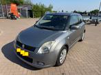 Suzuki Swift 1.5 3D AUT 2005 Grijs, Auto's, Suzuki, Stof, Zwart, 4 cilinders, Swift