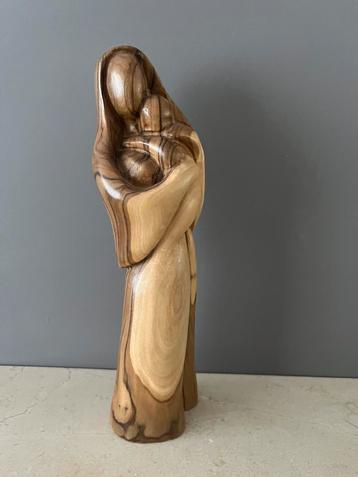 Houten Maria en kind. beschikbaar voor biedingen
