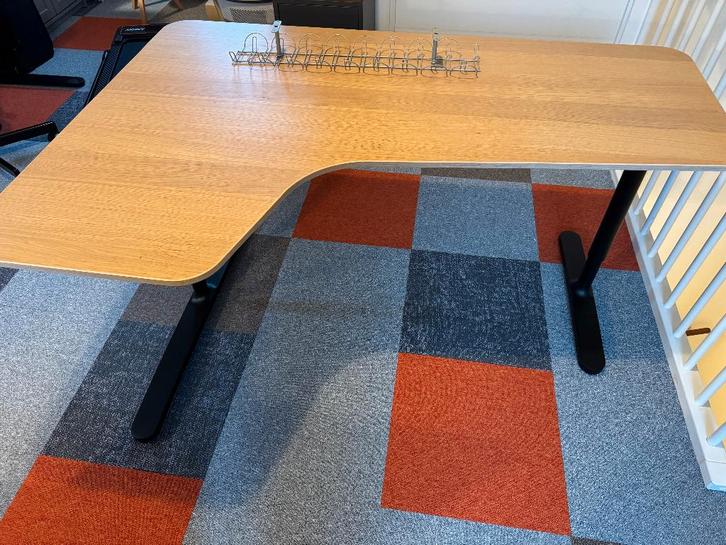 IKEA BEKANT hoekbureau links 160 x 110 cm, Huis en Inrichting, Bureaus, Zo goed als nieuw, Bureau, In hoogte verstelbaar, Ophalen