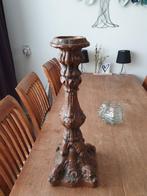 Staande kandelaar voor stomp kaars.
Kleur is bruin, Ophalen, Bruin, Overige materialen, 75 cm of meer