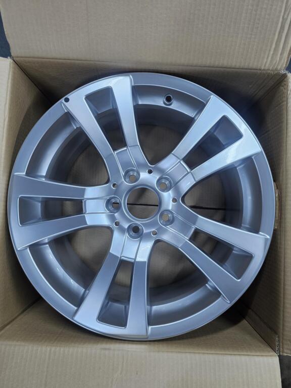 Mercedes Benz C-klasse W204 velg, Auto-onderdelen, Banden en Velgen, Velg(en), 18 inch, Nieuw, Ophalen of Verzenden