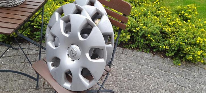 Opel Winterbanden 205 60  op stalen velg 16 inch, Auto diversen, Wieldoppen, Gebruikt, Ophalen