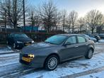 Alfa Romeo 159 1.8 MPI 103KW 2008 Grijs, Auto's, Alfa Romeo, 4 cilinders, 1796 cc, Origineel Nederlands, 75 €/maand