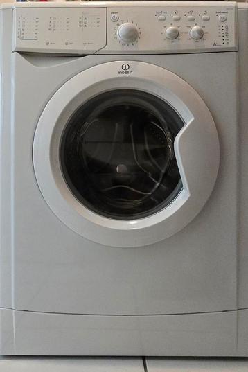 TE KOOP INDESIT WASMACHINE beschikbaar voor biedingen