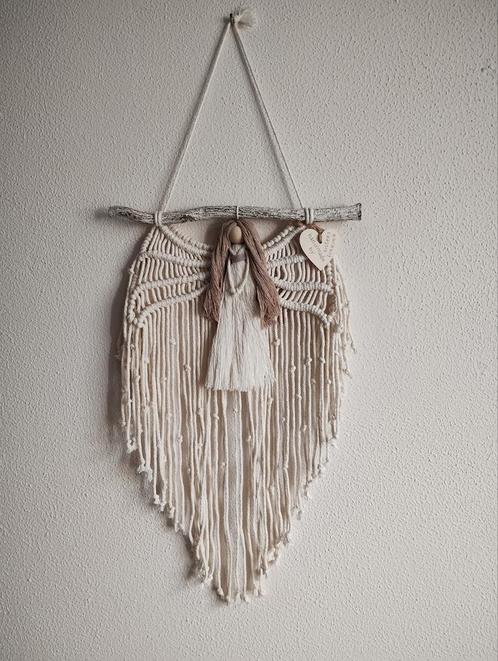 Macramé beschermengel. Sisters Forever., Huis en Inrichting, Woonaccessoires | Kransen, Nieuw, Ophalen of Verzenden