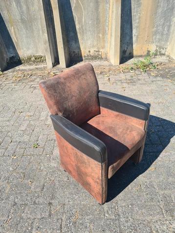 2 mooie verrijdbare stoelen  beschikbaar voor biedingen