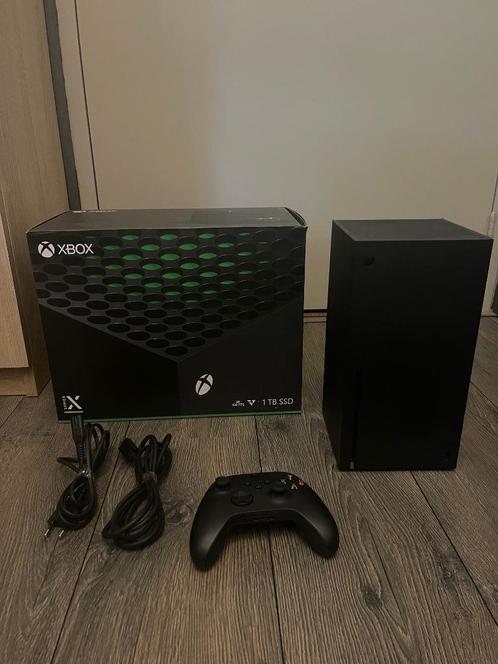 Xbox Series X + controller, Spelcomputers en Games, Spelcomputers | Xbox Series X en S, Zo goed als nieuw, Xbox Series X, Ophalen