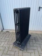 Gietijzeren radiator vintage nr.4, zwart 95 cm hoog, Ophalen, Gebruikt, Radiator, 60 tot 150 cm