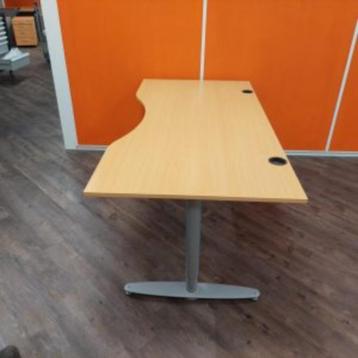 Kinnarps  bureau met slinger en kabelgoot 180x90xH62-82,24st - afbeelding 9