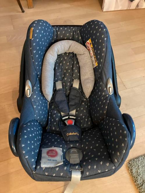 Maxi-Cosi CabrioFix Autostoeltje, Kinderen en Baby's, Autostoeltjes, Zo goed als nieuw, Maxi-Cosi, Autogordel, Zijbescherming